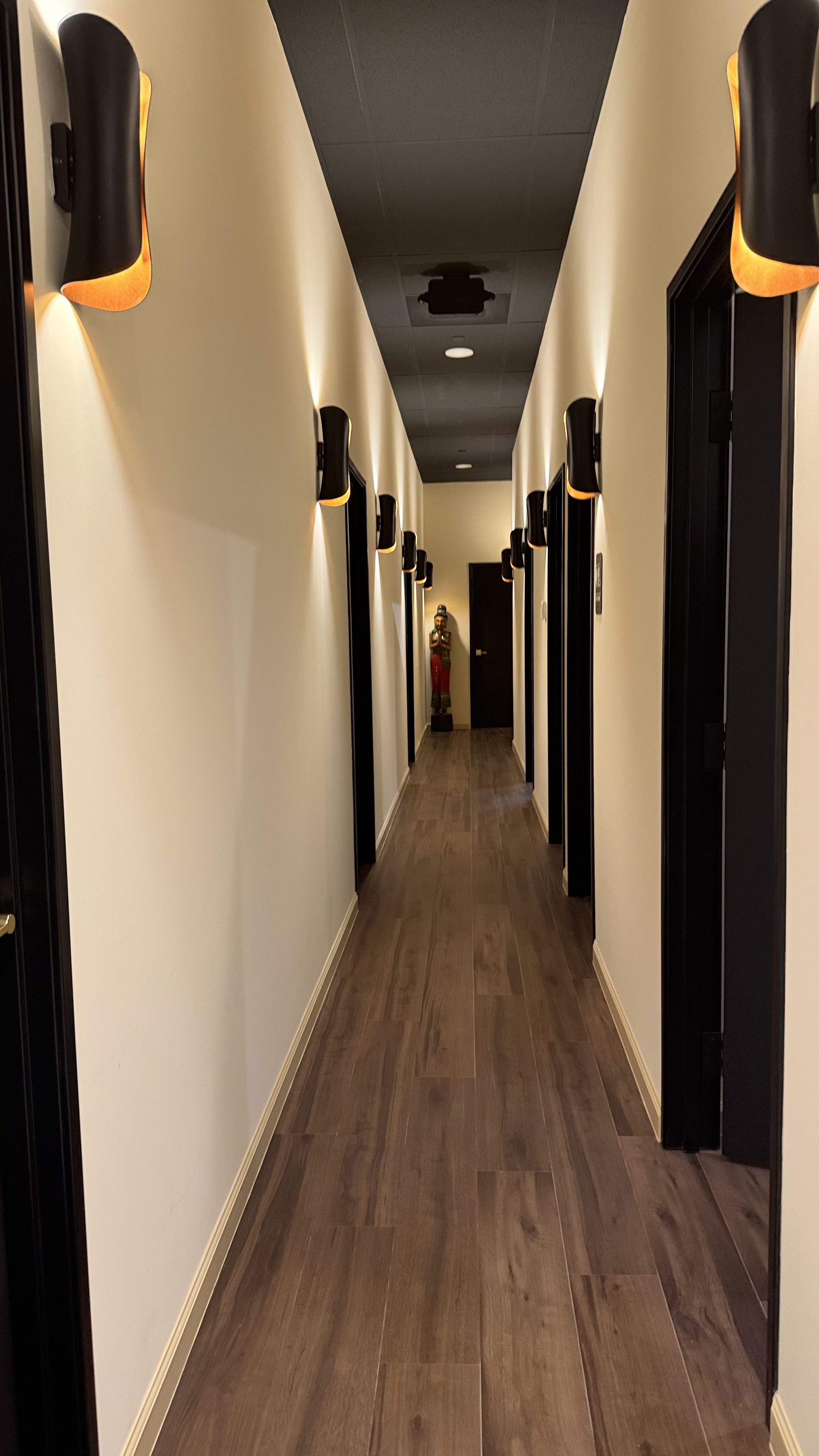 Wellness from Siam - Main Hallway