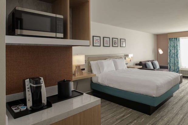 Images Hilton Garden Inn Tacoma Downtown