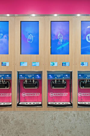 Images 16 Handles