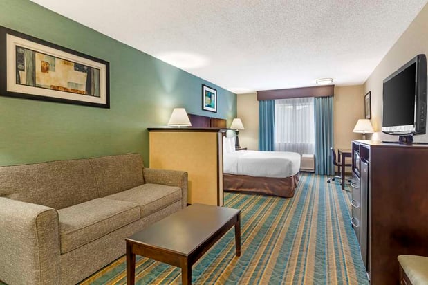 Images Best Western Plus Berkshire Hills Inn & Suites