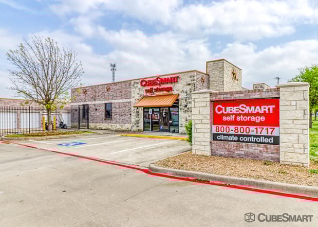 Images CubeSmart Self Storage