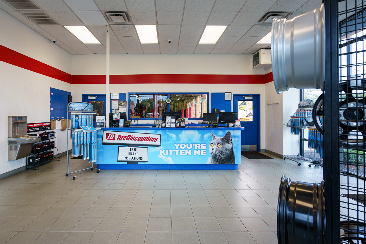 Tire Discounters on 1968 Baltimore Reynoldsburg Rd in Reynoldsburg