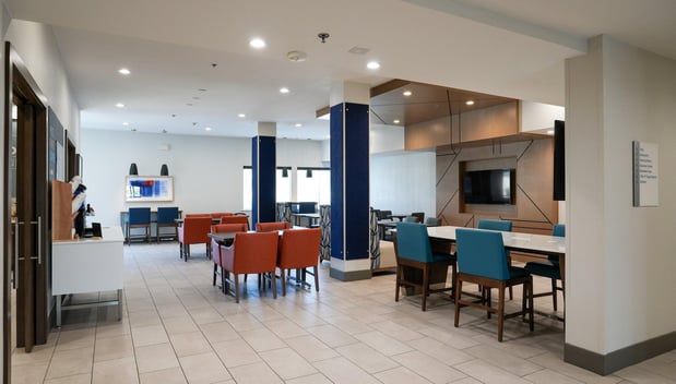 Images Holiday Inn Express & Suites Dallas Southwest-Cedar Hill by IHG