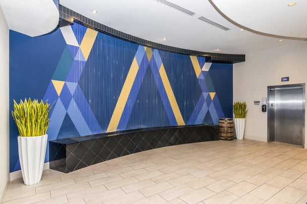 Images Holiday Inn Express & Suites Louisville Downtown by IHG