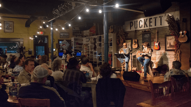 Images Puckett's Restaurant