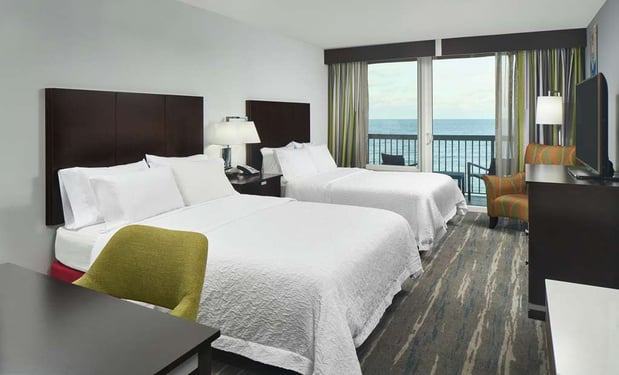 Images Hampton Inn Daytona Beach/Beachfront