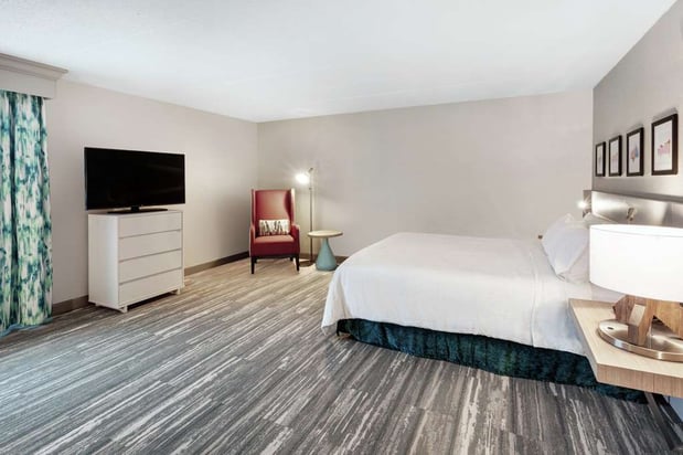 Images Hilton Garden Inn Chicago North Shore/Evanston