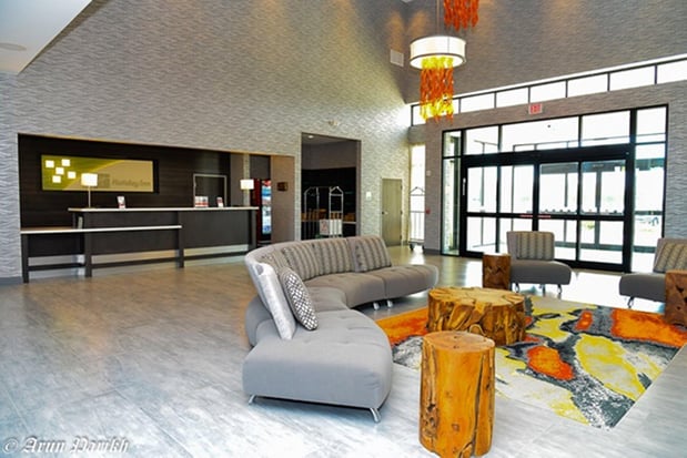 Images Holiday Inn Houston NE - Bush Airport Area by IHG