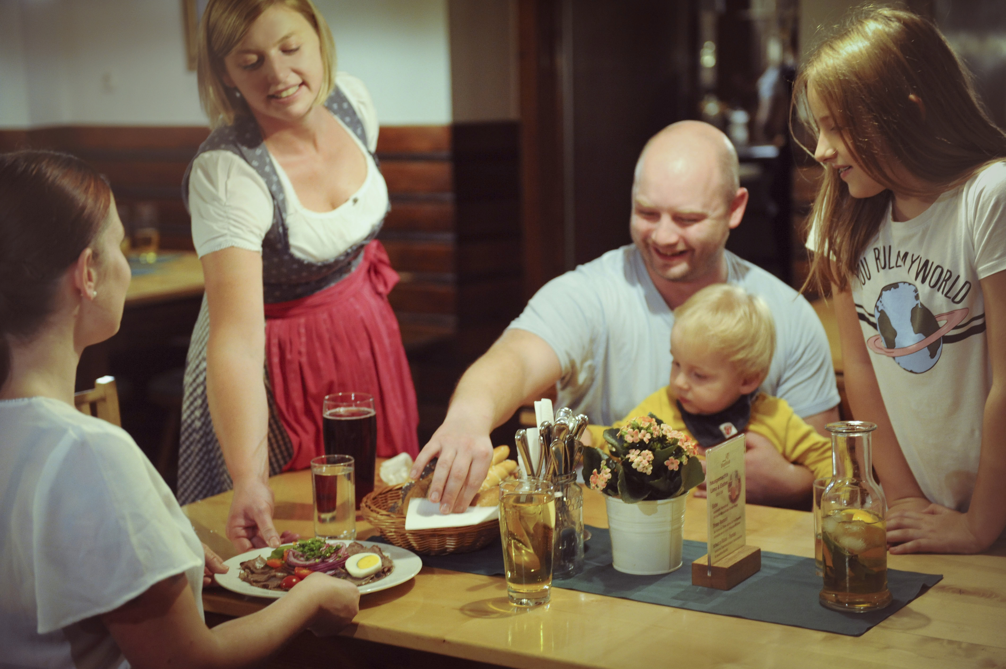 Bild 7 von Hoftaverne Ziegelböck | Gasthaus & Restaurant