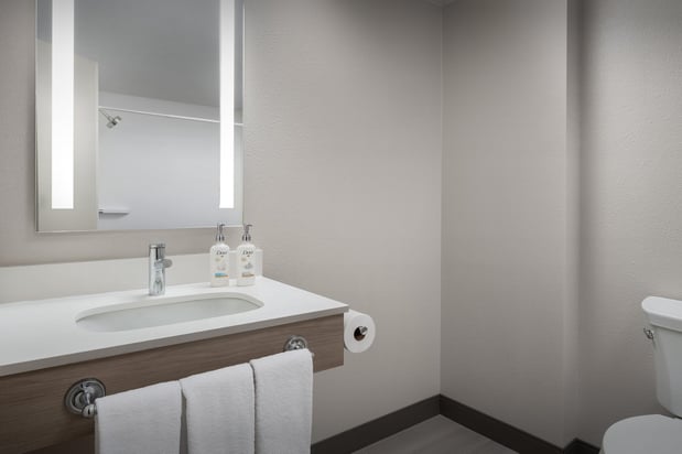 Images Holiday Inn Express Spokane Airport by IHG