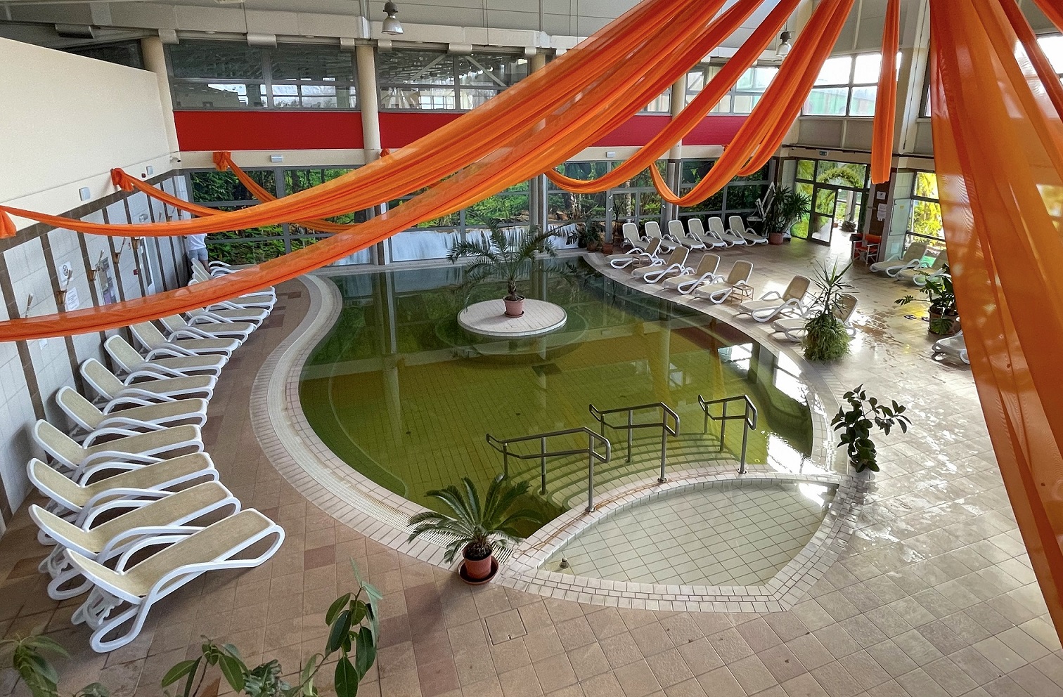 Images Szentesi Sport- és Üdülőközpont Nonprofit Kft.