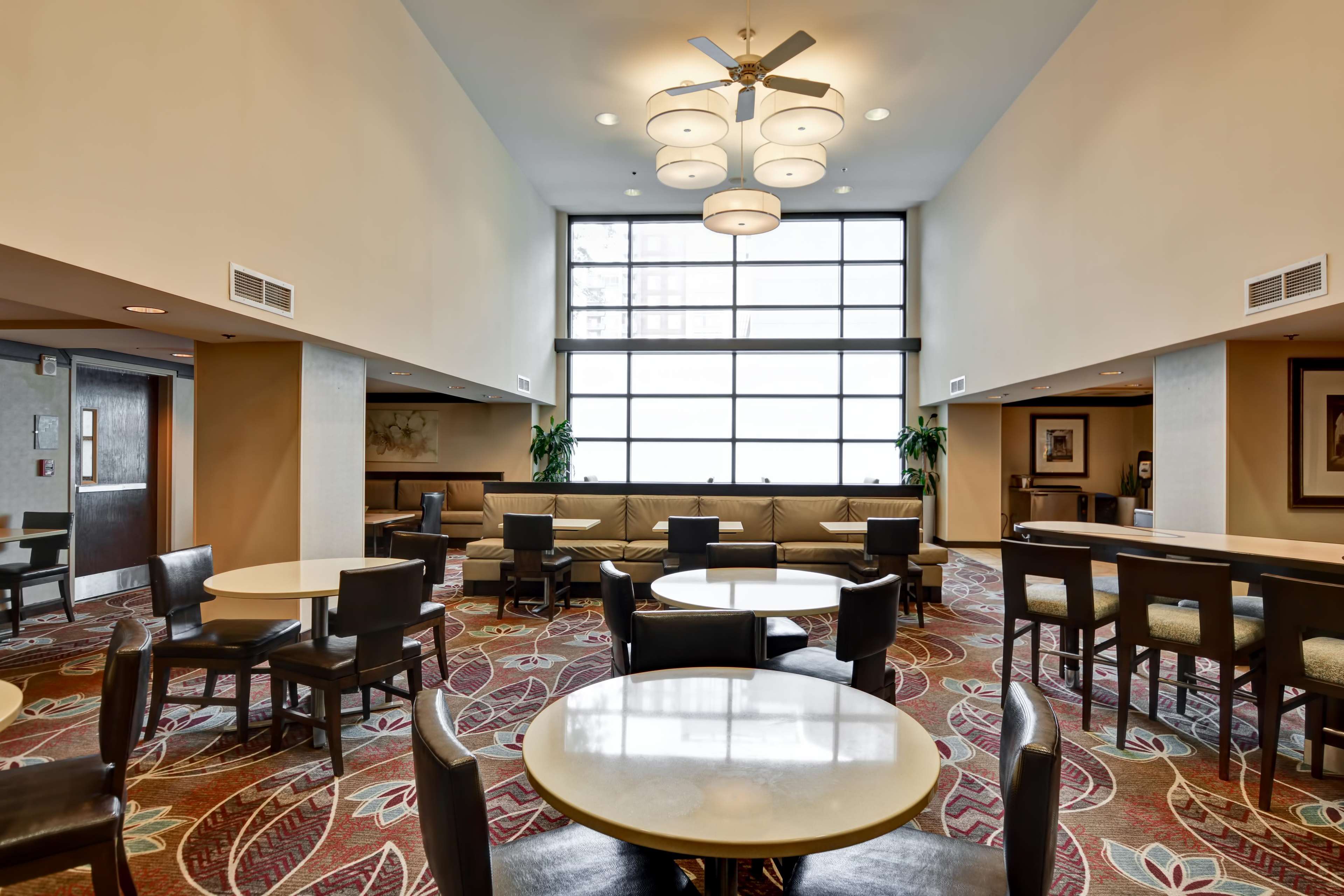 Hampton Inn by Hilton Silver Spring Washington DC Photo