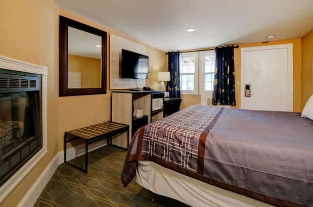 Images Yankee Clipper Inn, SureStay Collection by Best Western