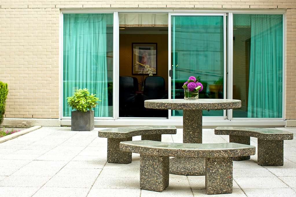 Images Hampton Inn & Suites by Hilton Vancouver-Downtown
