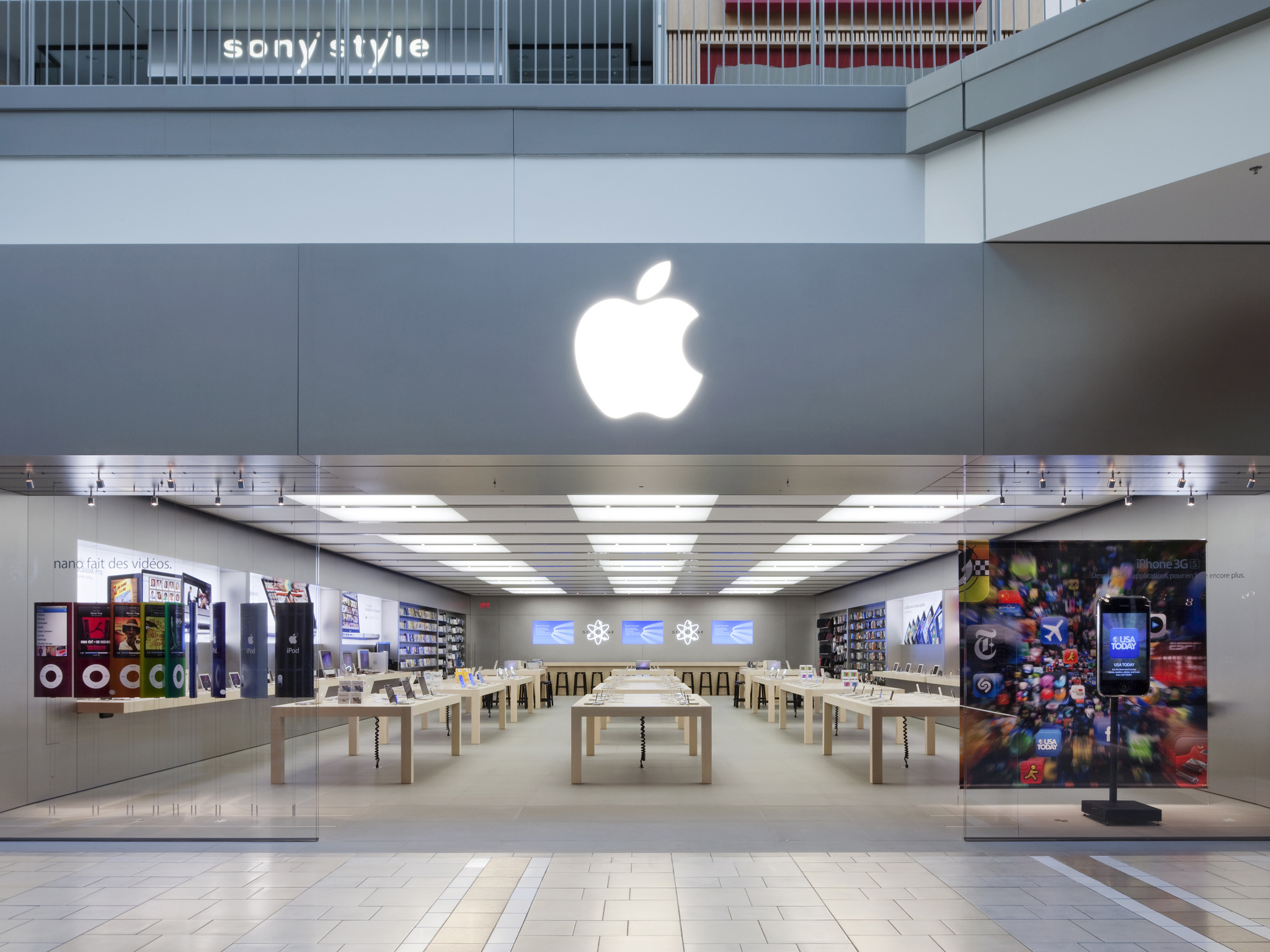 Эпл стор цена. Apple Store 750. Apple Store 2021. Магазин Эппл стор. Мазин Apple.