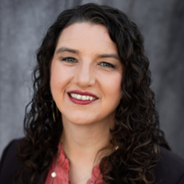 Images Edward Jones - Financial Advisor: Toni Hunter, CFP®