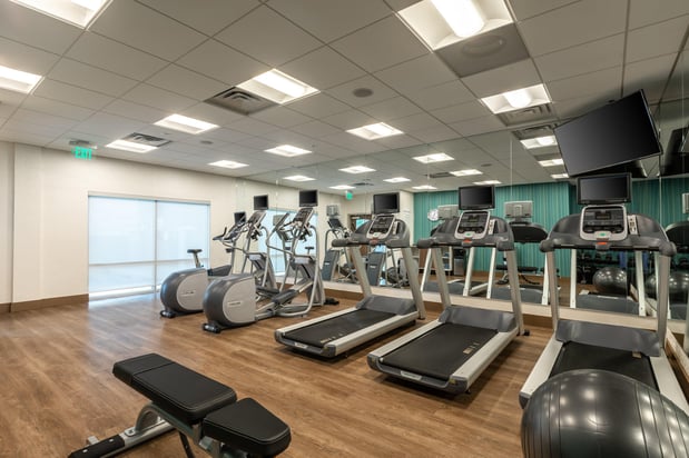 Images Holiday Inn Express & Suites Gainesville - Lake Lanier Area by IHG