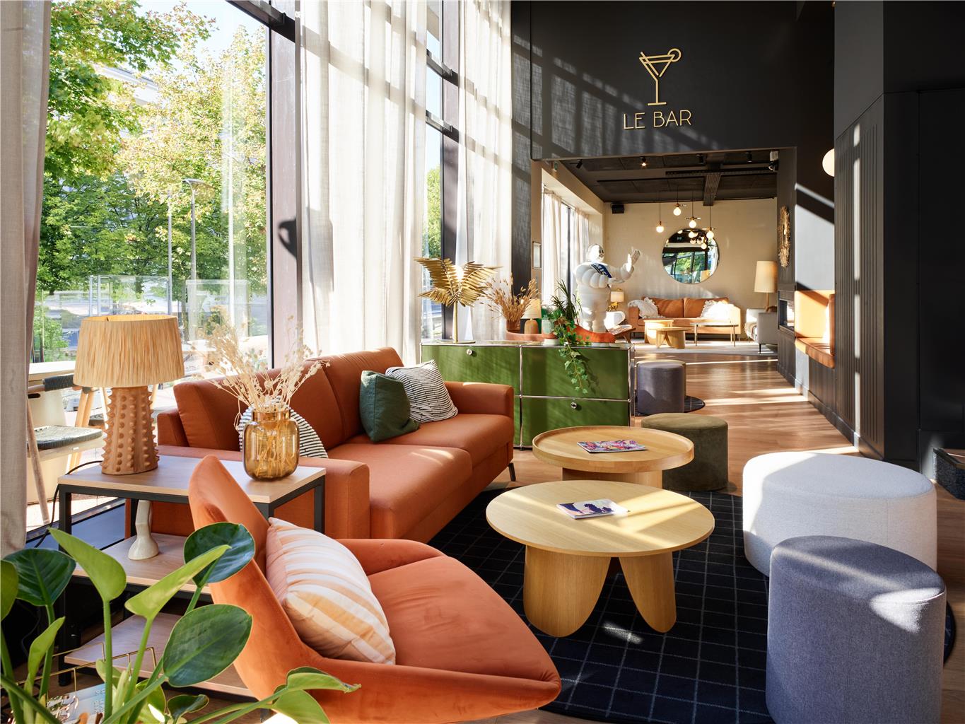 Bar Lounge