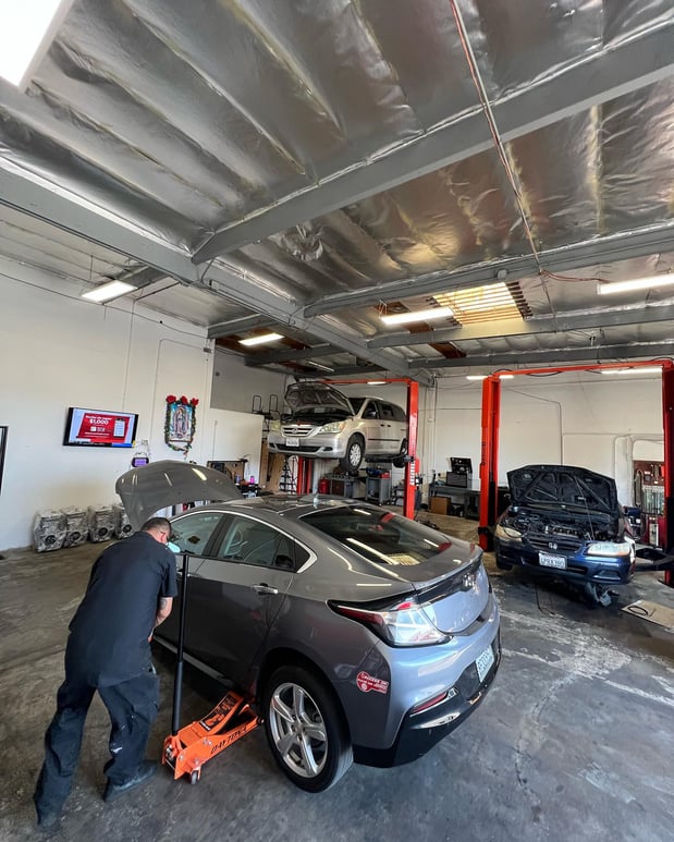 Images Hybrid Auto Club Repair
