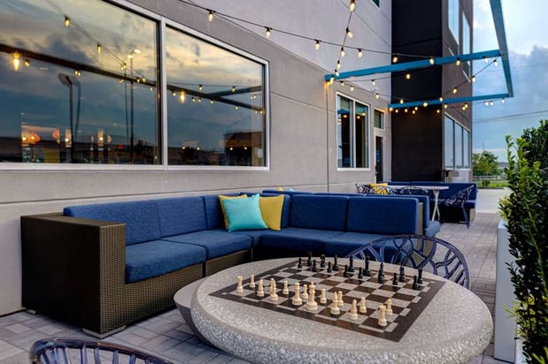 Images Tru by Hilton Grantville