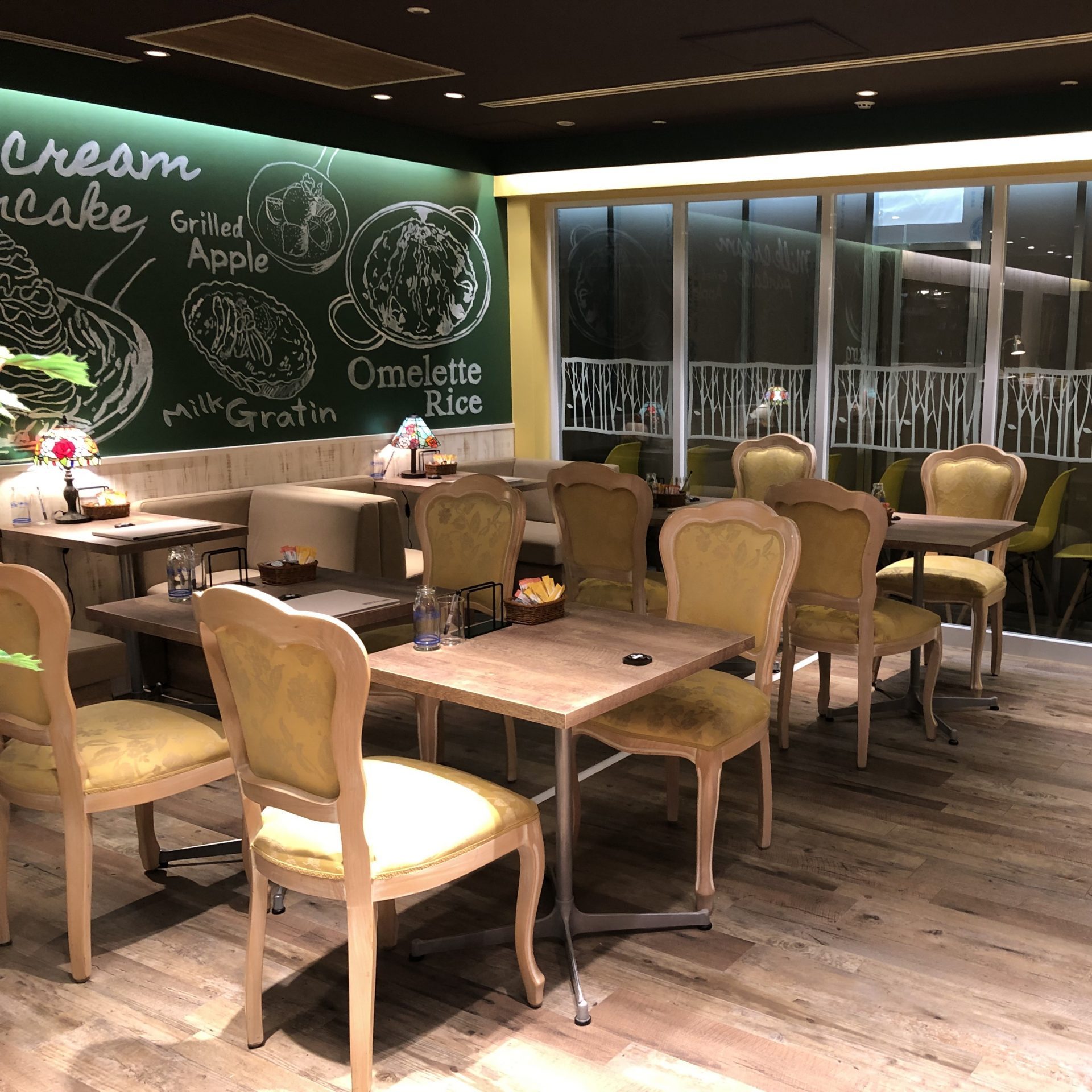 Images 上高地あずさ珈琲 阪急三番街店