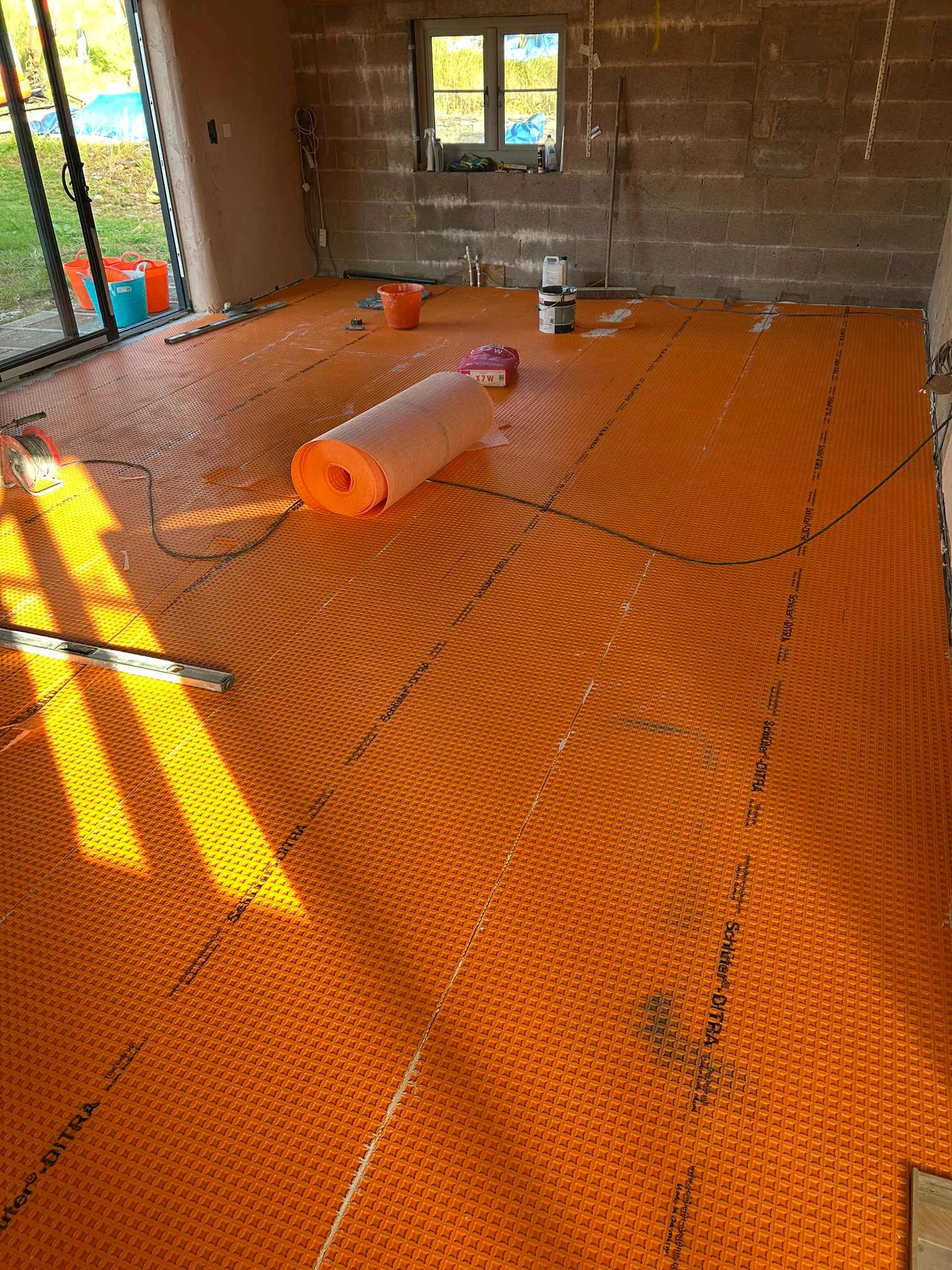 Images PSN Tiling and Plastering