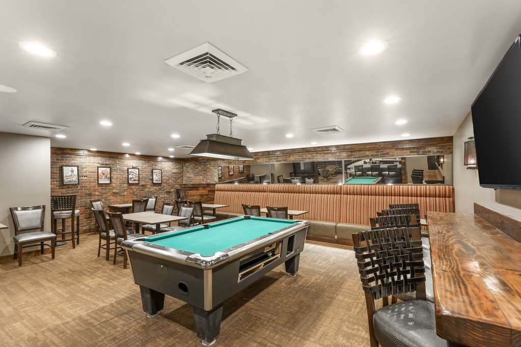 Bar / Lounge