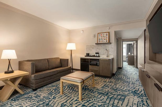 Images Embassy Suites by Hilton Tampa Downtown Convention Center
