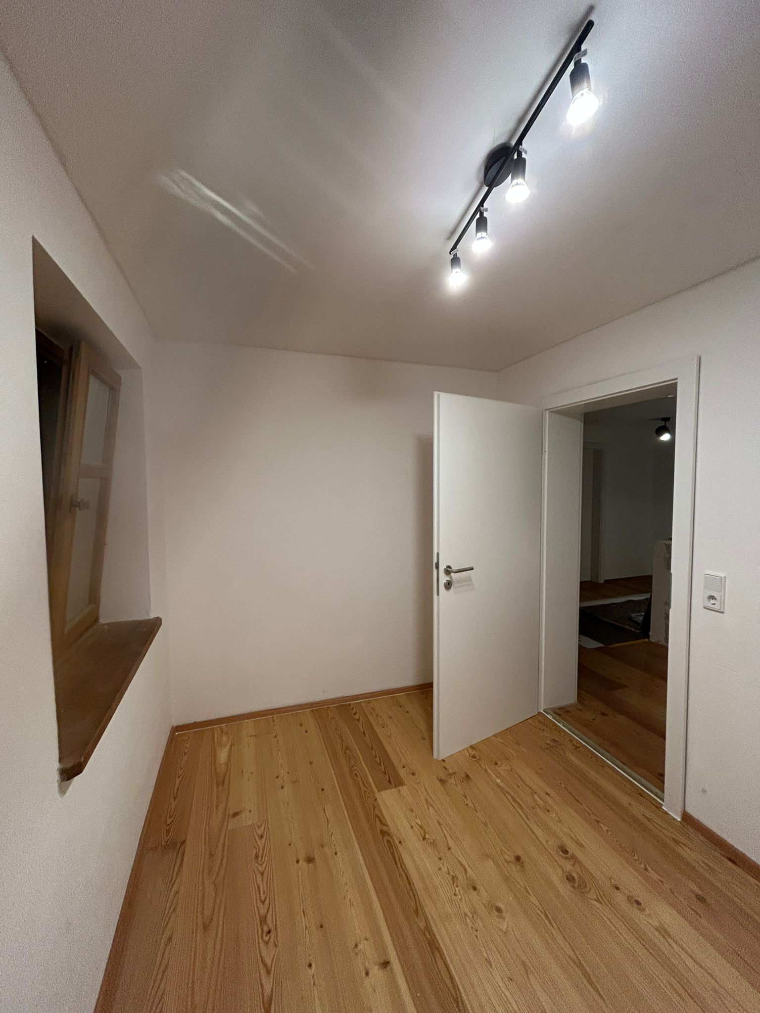 Bilder Djimmi Iljazi Iljazi Bau