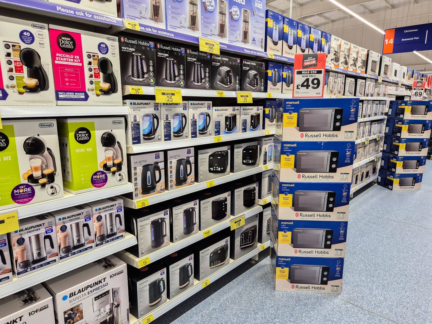 Images B&M Home Store with Garden Centre