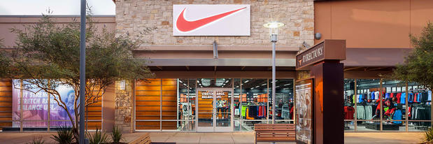 Images Nike Factory Store - Round Rock