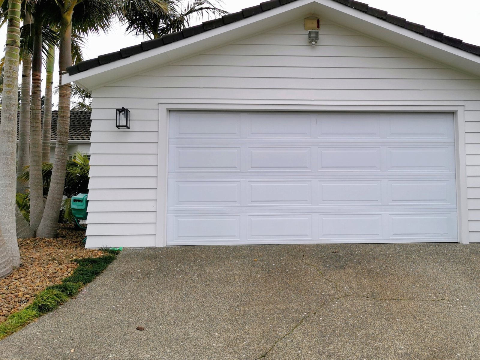 Good Golly Garage Doors LLC