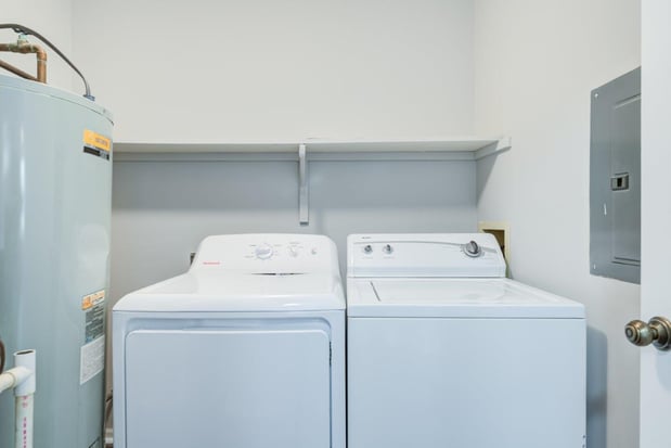 Images Wexford Lakes Apartments Homes and Townhomes