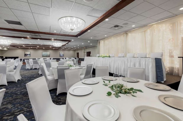 Images Best Western Plus Dubuque Hotel & Conference Center
