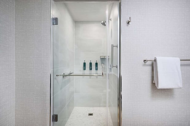 Images DoubleTree by Hilton Chatsworth
