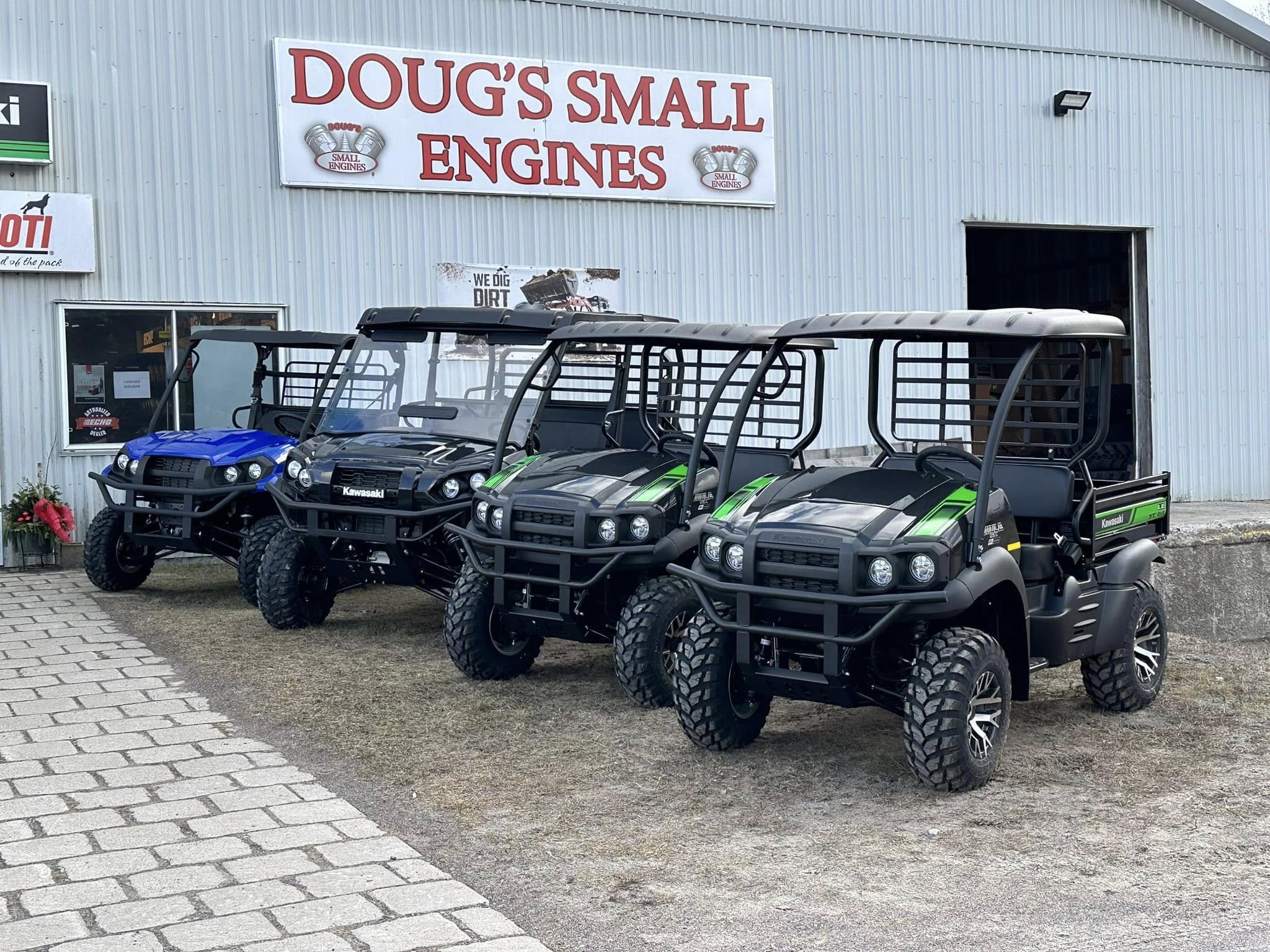 Images Doug's Small Engines