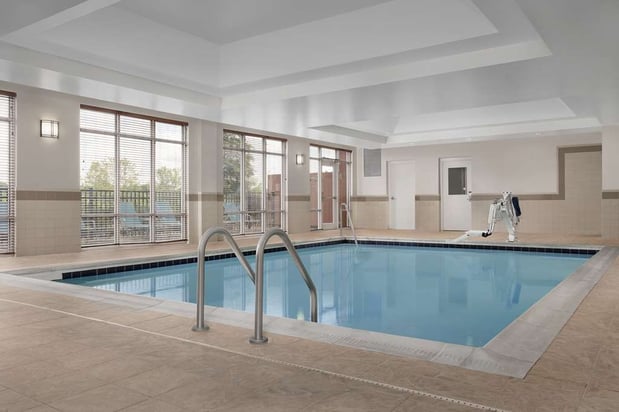 Images Hampton Inn & Suites Durham/North I-85