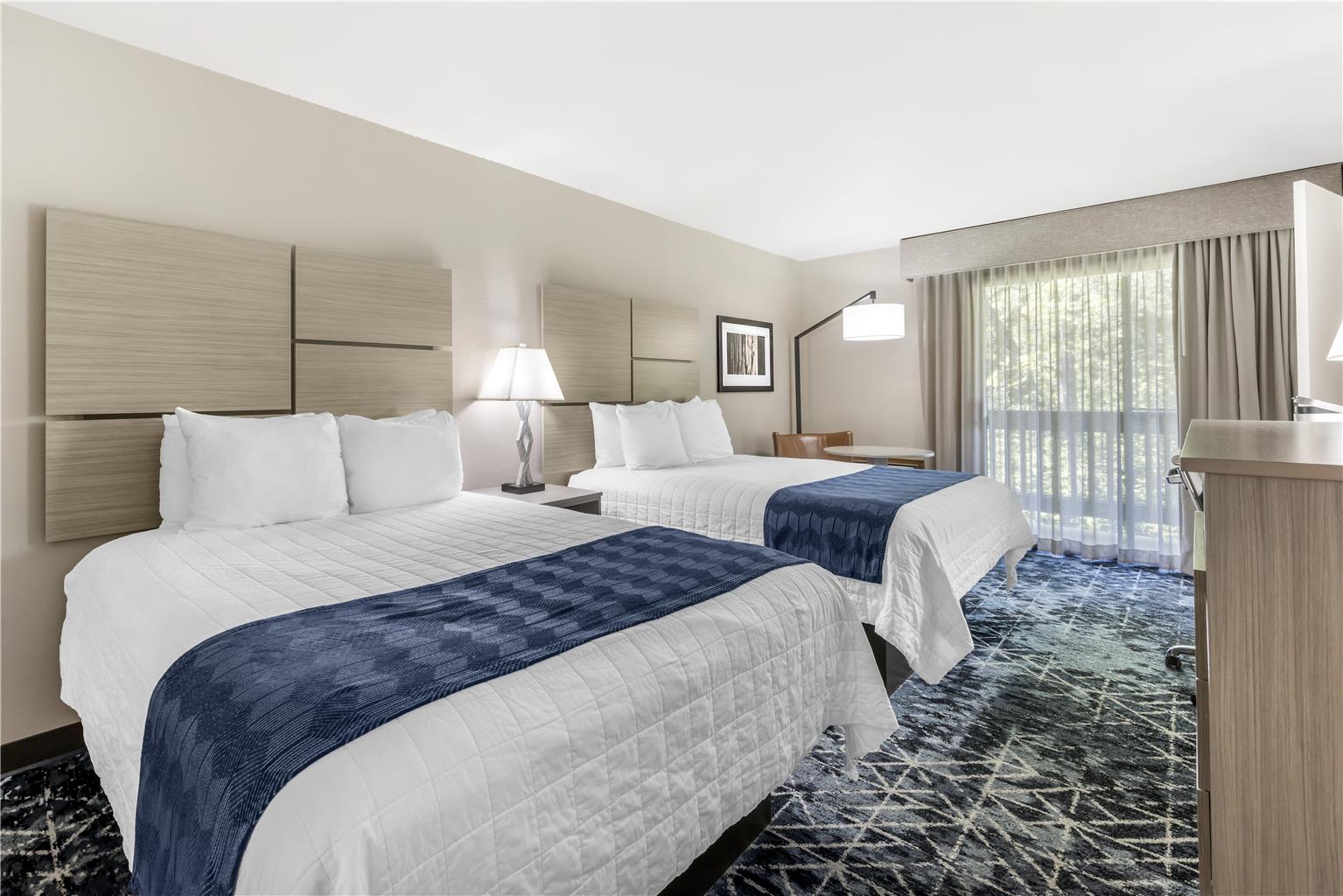 3 Queen Suite