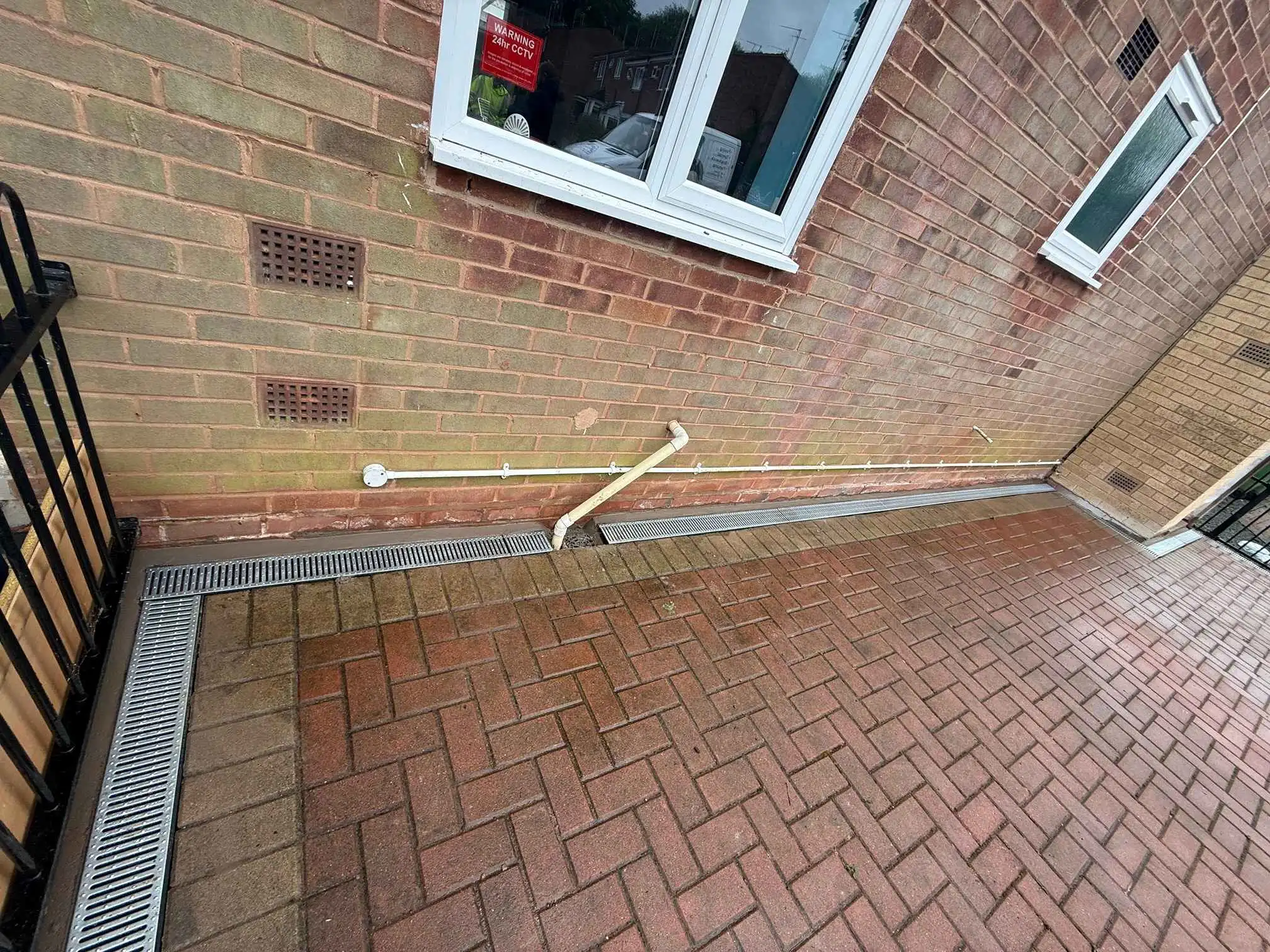 Images Dickens Heath Paving