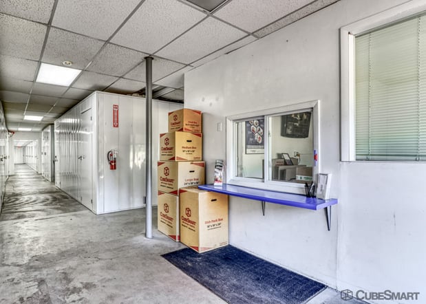 Images CubeSmart Self Storage
