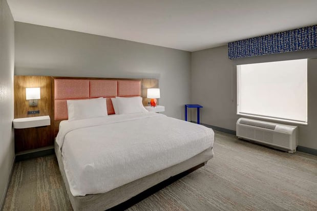 Images Hampton Inn & Suites St. Louis-Edwardsville
