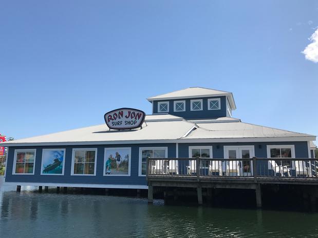 Images Ron Jon Surf Shop - Barefoot Landing
