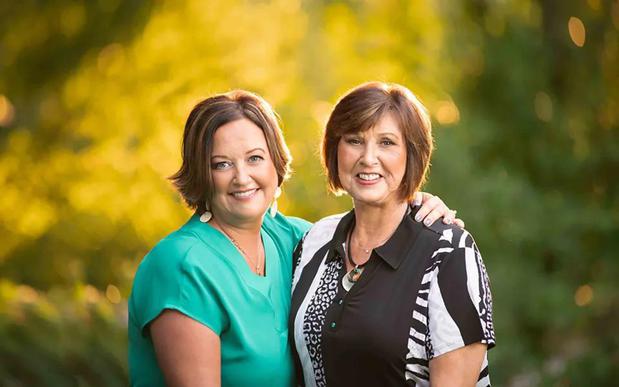 Images Kathy Worthen & Deanna Hansigner | BHHS RW Towne