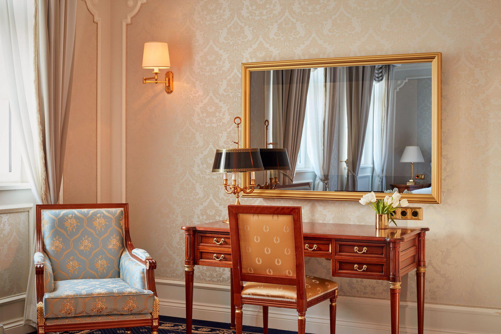 Hotel Imperial, a Luxury Collection Hotel, Vienna, Kaerntner Ring 16 in Vienna