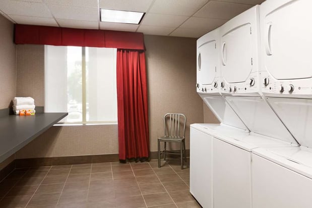 Images Hampton Inn & Suites Phoenix Glendale-Westgate