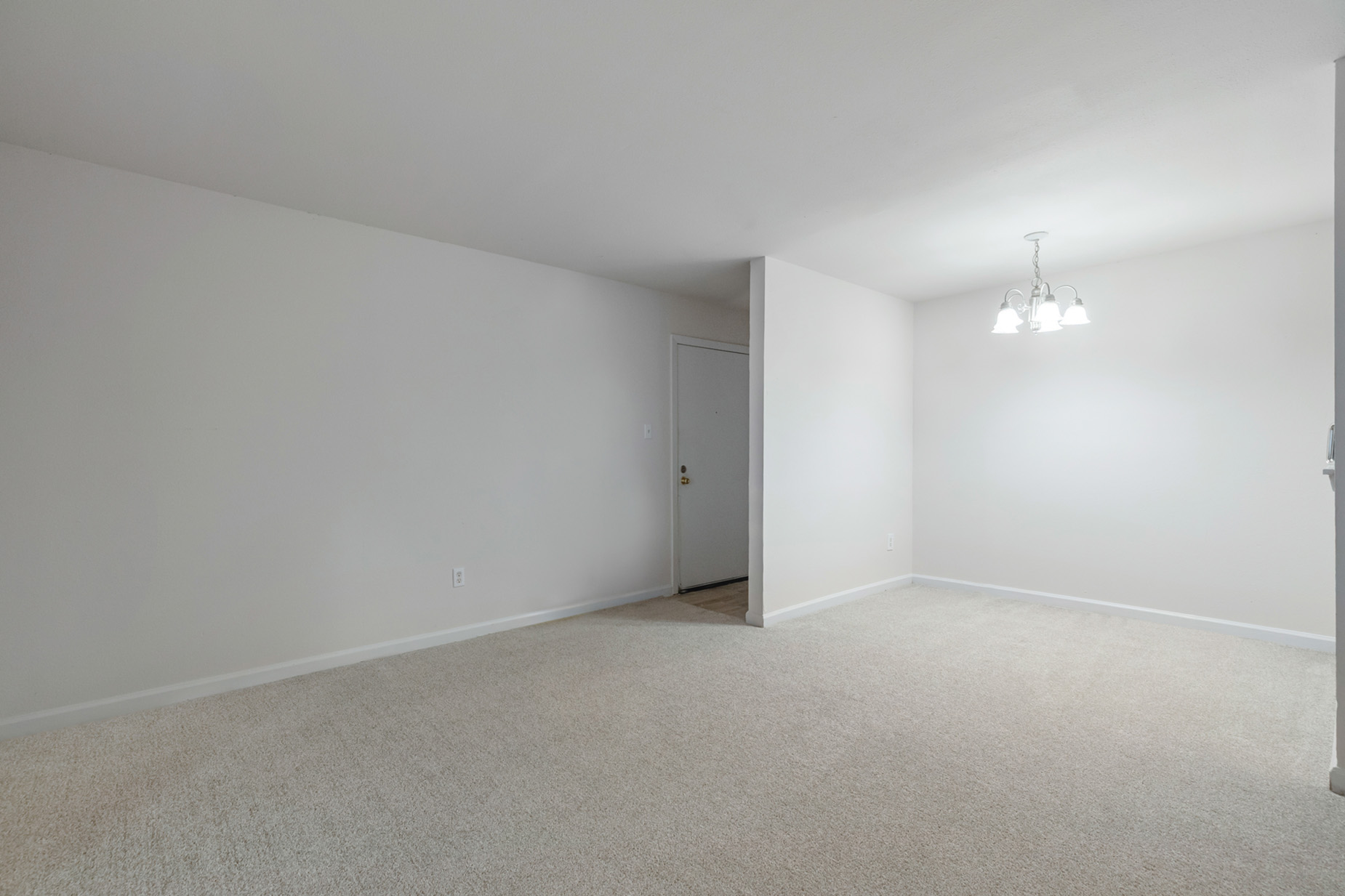 Living & Dining Area