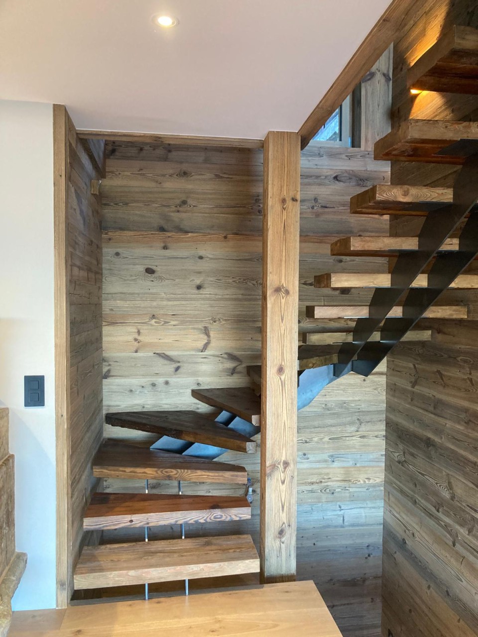 Bilder Meviplex Sarl