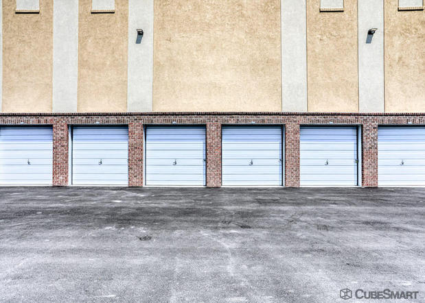 Images CubeSmart Self Storage
