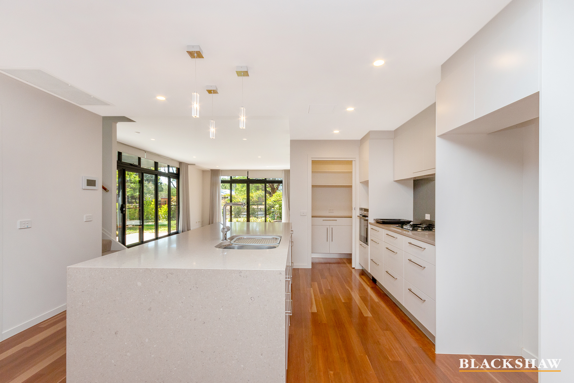 Images Blackshaw Real Estate Queanbeyan & Jerrabomberra