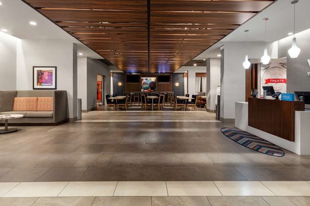 Images Hampton Inn by Hilton Nashville Airport Century Place